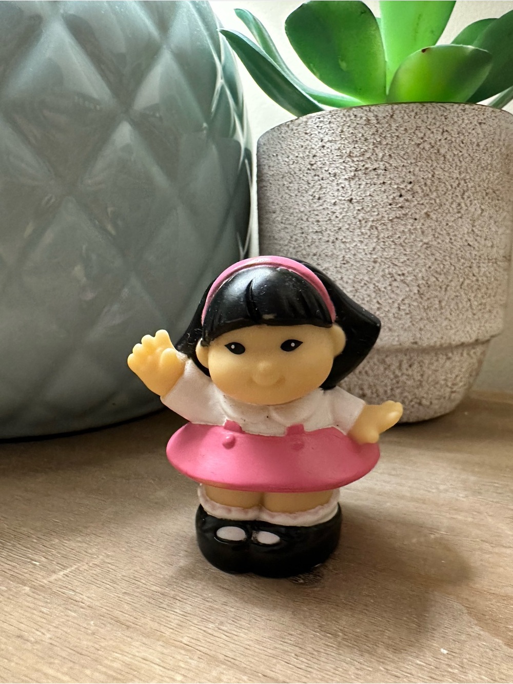 Fisher Price Little People Sonya Lee